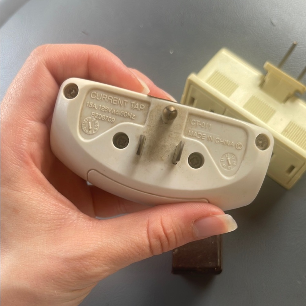 Black Multi-Outlet Adapter - Picture 3 of 9